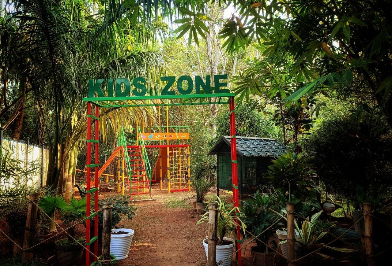 Vintage Garden Resort スルタン・バザリー エクステリア 写真